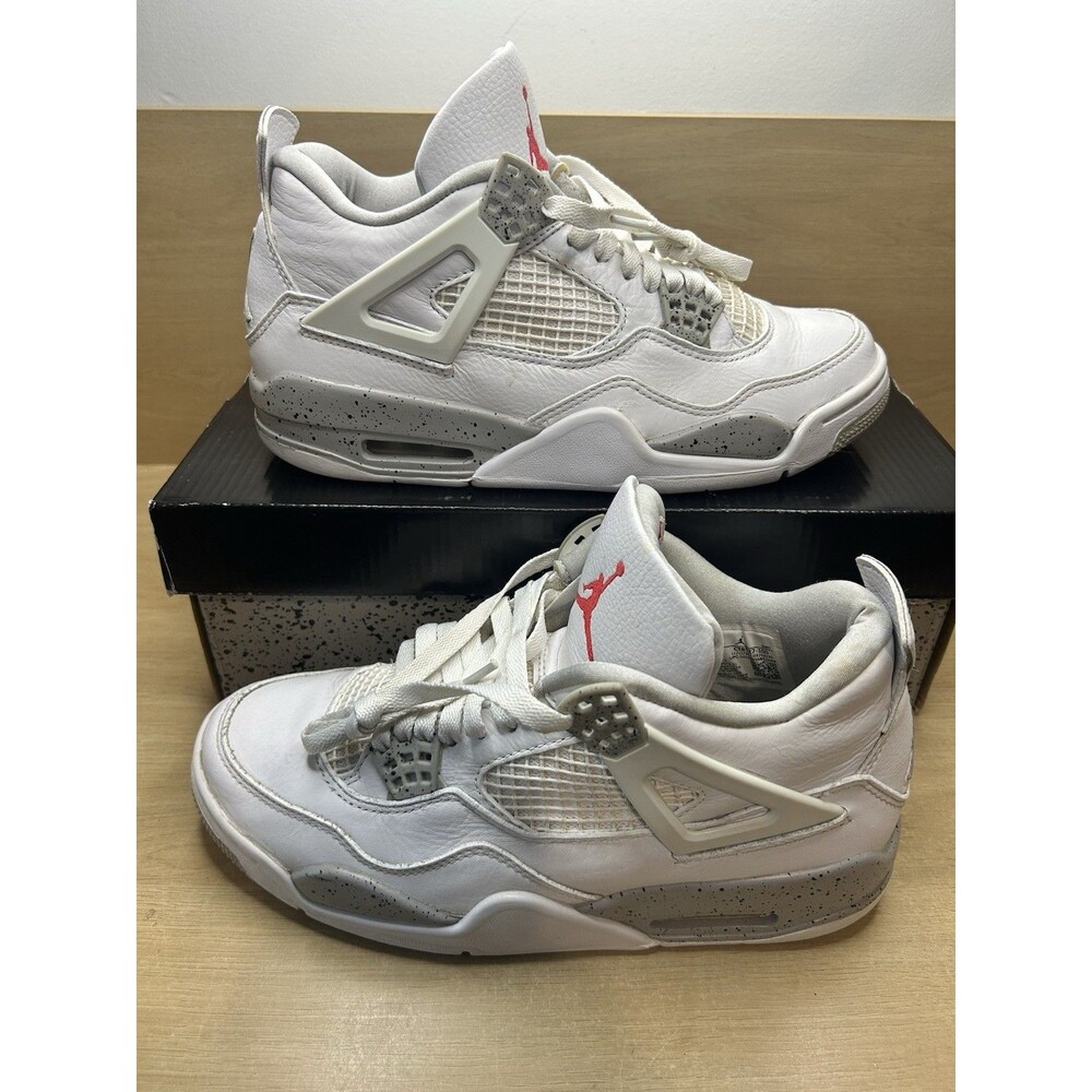 Size 8 - Jordan 4 Retro Mid White Oreo -